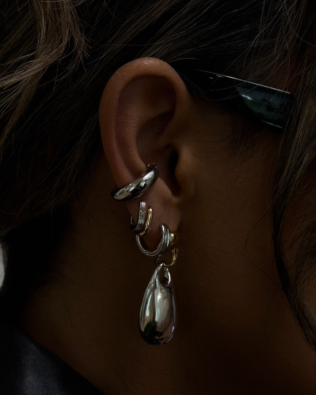 Mini Ridged Chain Link Huggies