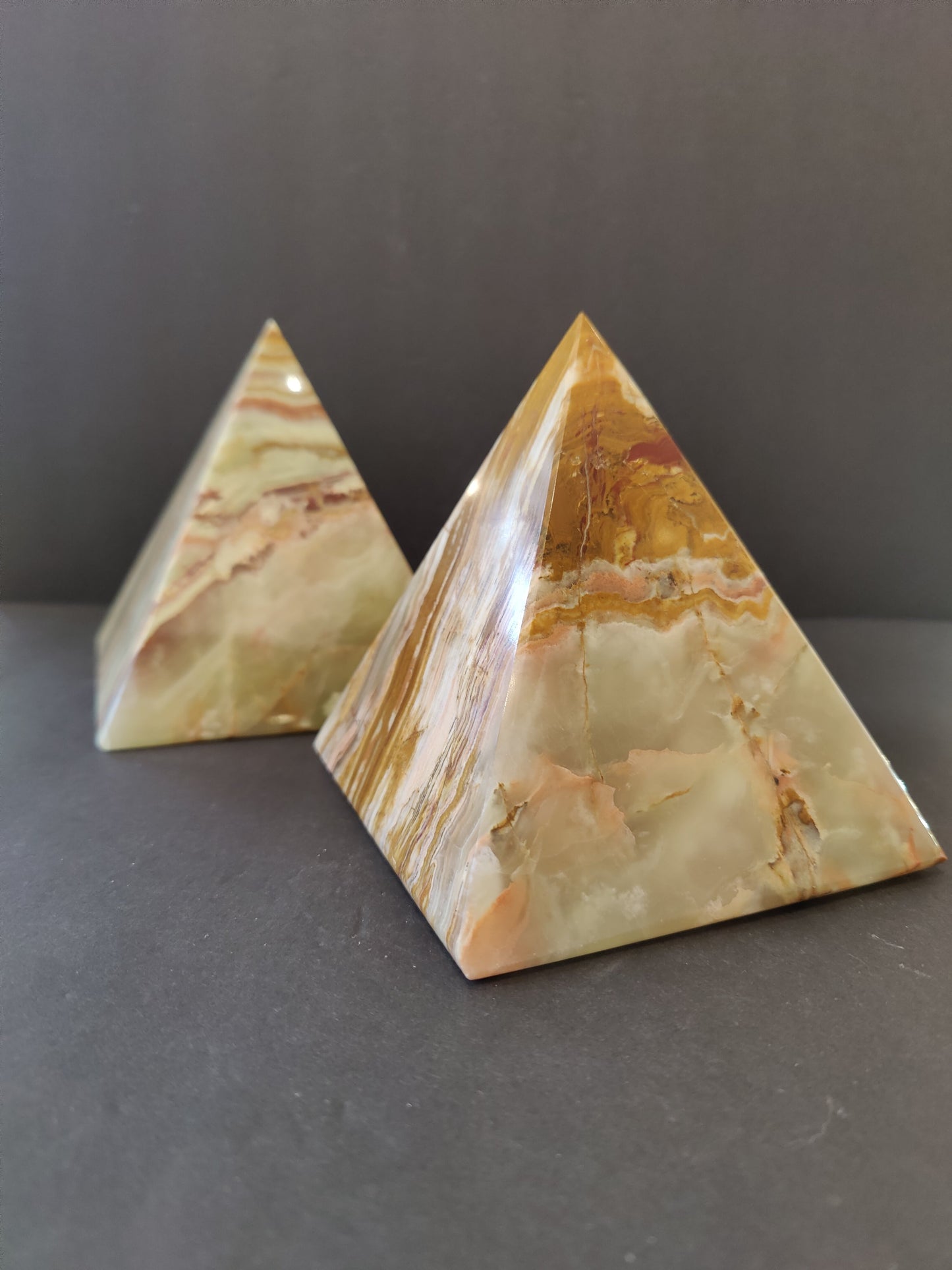 Green Onyx Pyramid Sculpture 5"