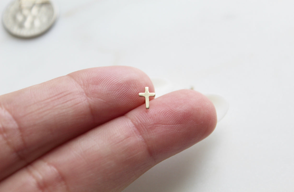Cross Studs in 14k Gold