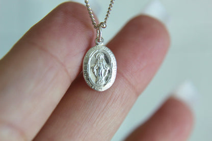 Dainty Miraculous Medal Necklace in Silver