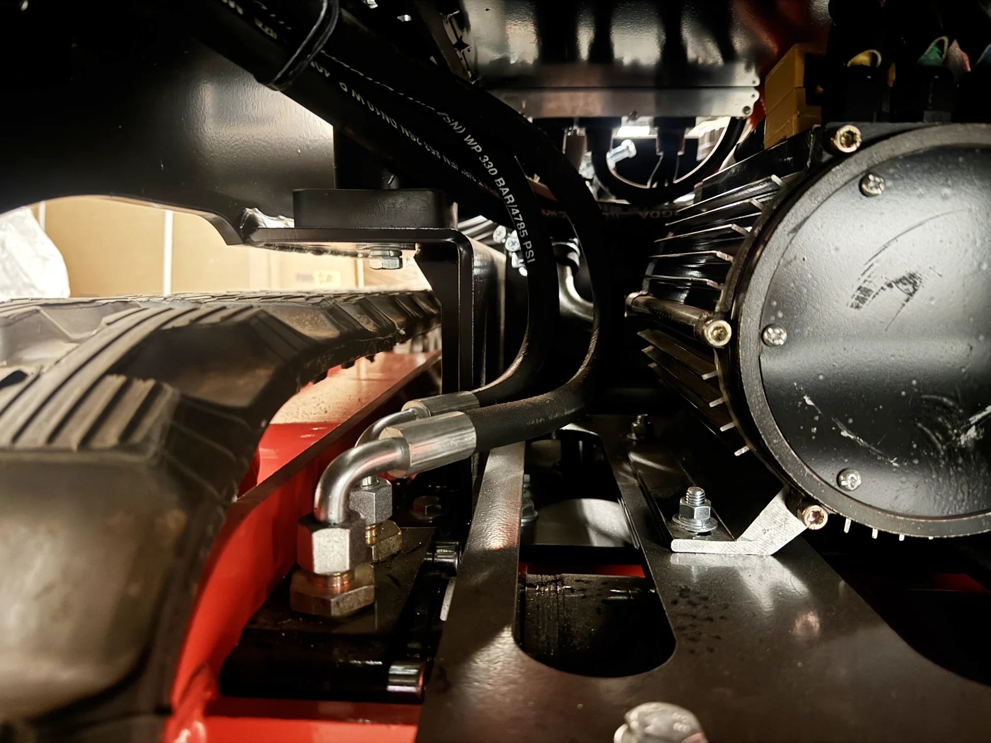 72V 16.4kWh Curiosity Mini Track Loader Skid Steer