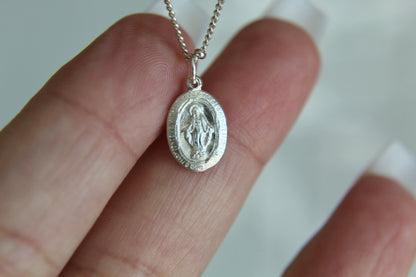 Dainty Miraculous Medal Necklace in Silver