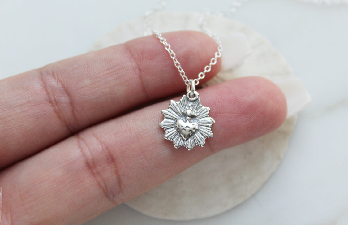 The Little Sacred Heart® minimalist scalloped necklace in oxidized silver