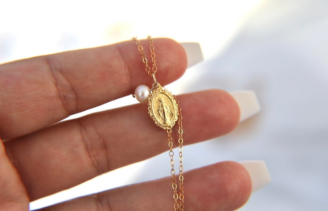 Intricate Miraculous Medal Necklace with Pearl