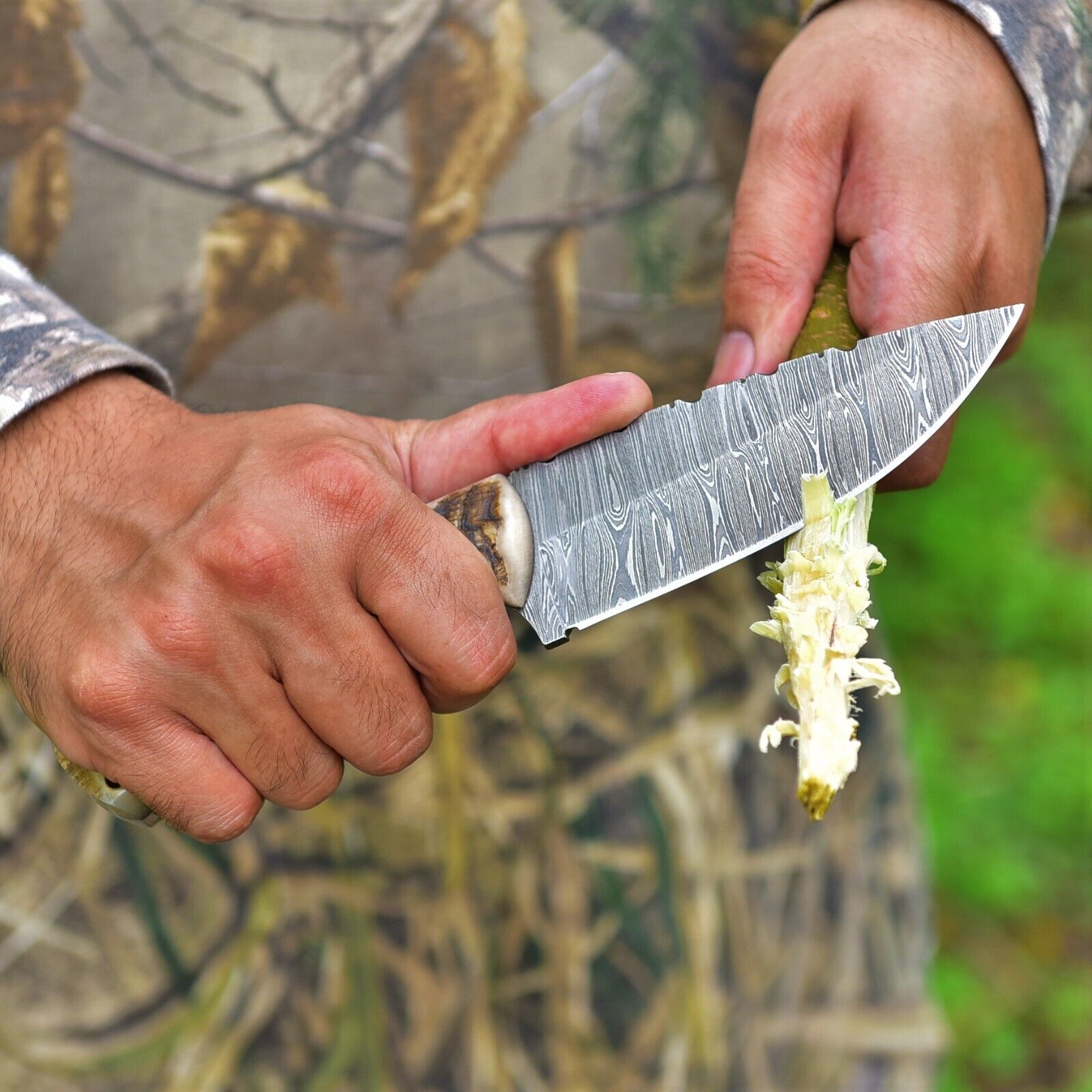 Custom Handmade Damascus Steel Skinner Knife with Sheep Horn Handle – 4.5" Blade