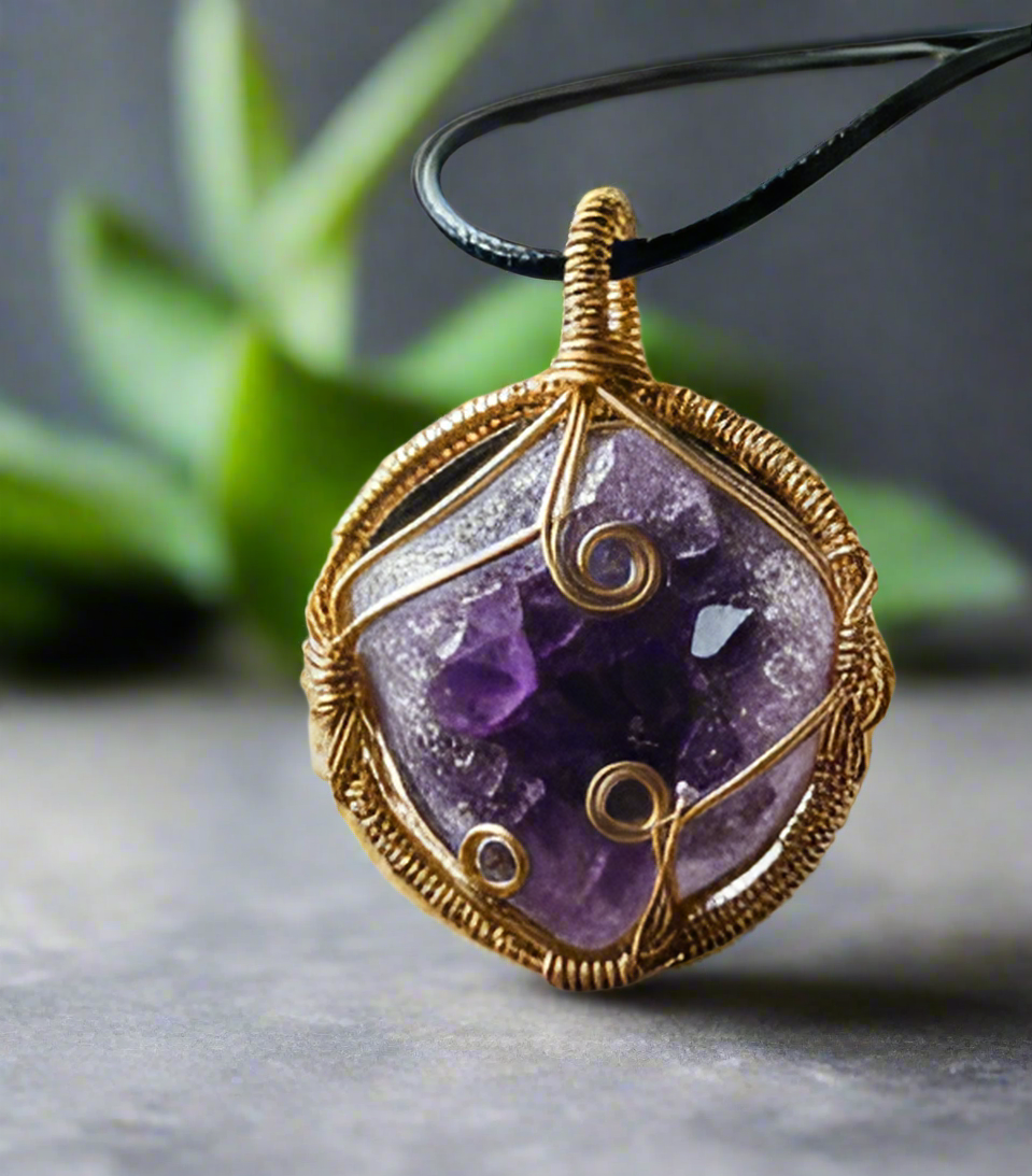 Iamevibez  Gold plated non-tarnishing wire wrapped necklace