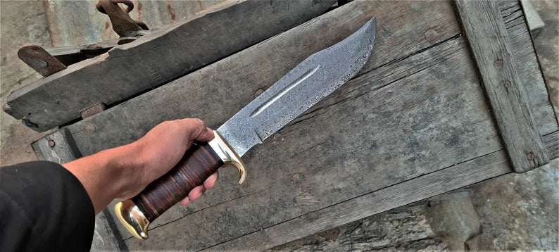 Crocodile Dundee Outback Bowie Knives 2025 – 16” Handmade Damascus Steel Blade with Leather & Brass Handle + Sheath