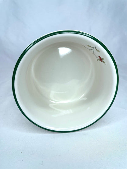 Pfaltzgraff Winterberry Soufflé/Soup Bowl