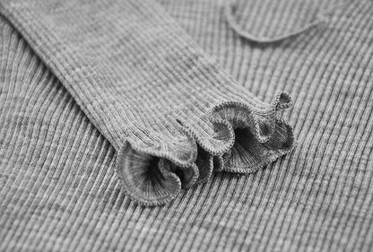 EGI Luxury Wool Silk V-Neck Long Sleeve Top. Proudly Made in Italy (1493)