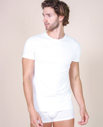 BASIC COTTON Free Spirit Premium Quality 100% Cotton Men's Crew Neck T-Shirt. Proudly Made in Italy.