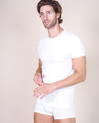 BASIC COTTON Free Spirit Premium Quality 100% Cotton Men's Crew Neck T-Shirt. Proudly Made in Italy.