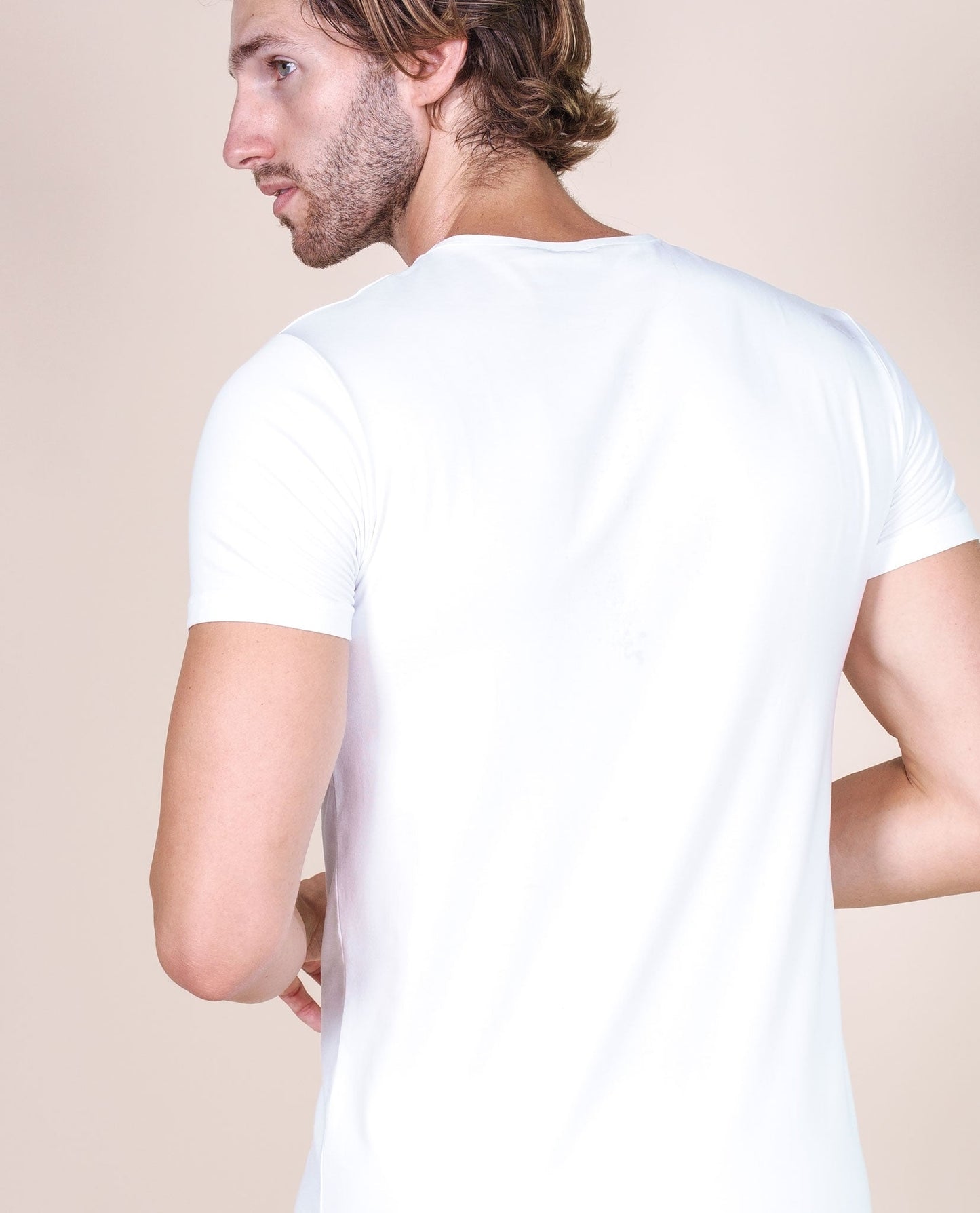 BASIC COTTON Free Spirit Premium Quality 100% Cotton Men's Crew Neck T-Shirt. Proudly Made in Italy.