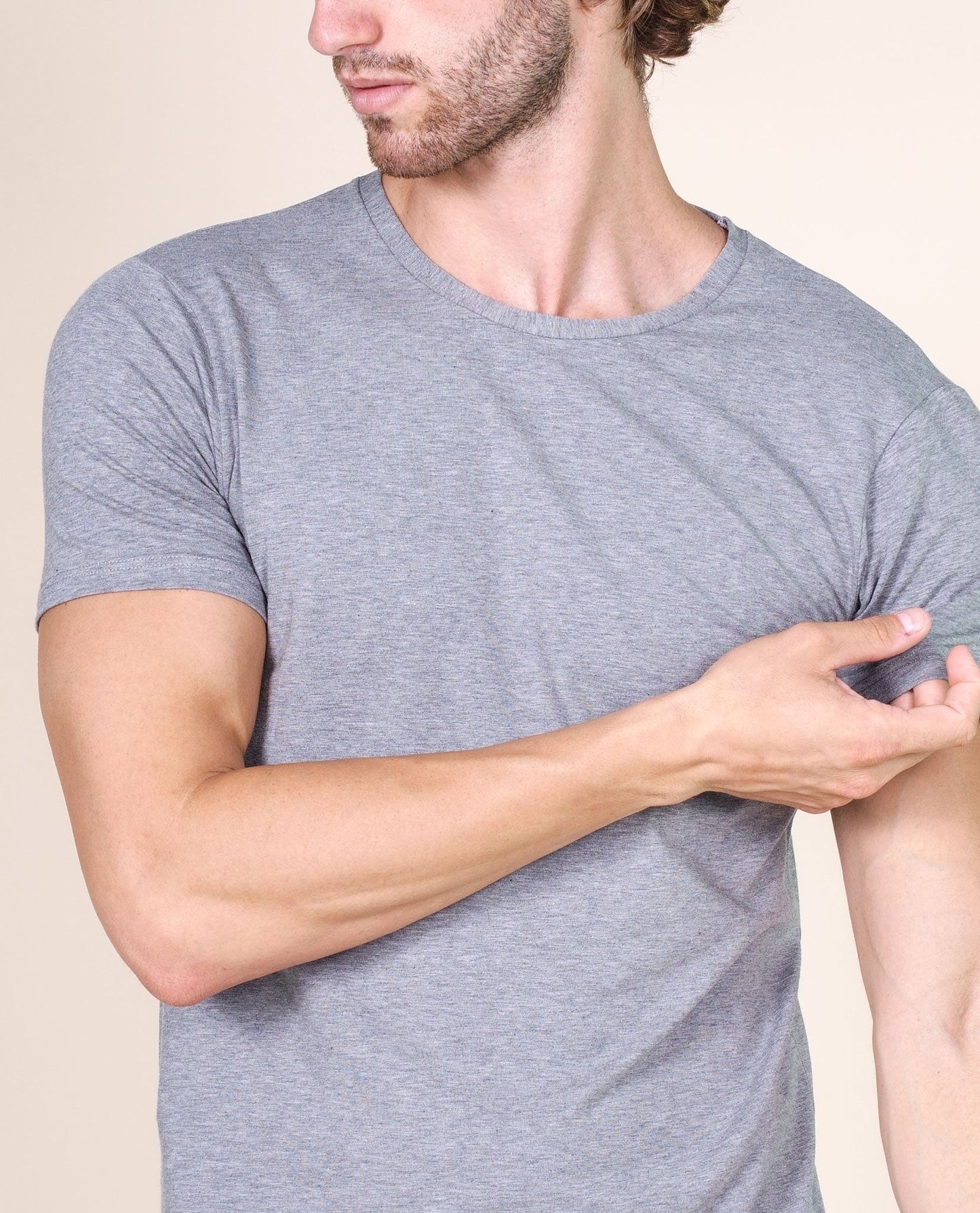 BASIC COTTON Free Spirit Premium Quality 100% Cotton Men's Crew Neck T-Shirt. Proudly Made in Italy.