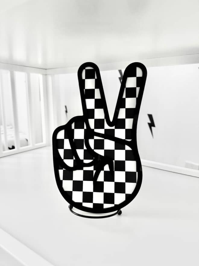 Checkered peace | wall sign