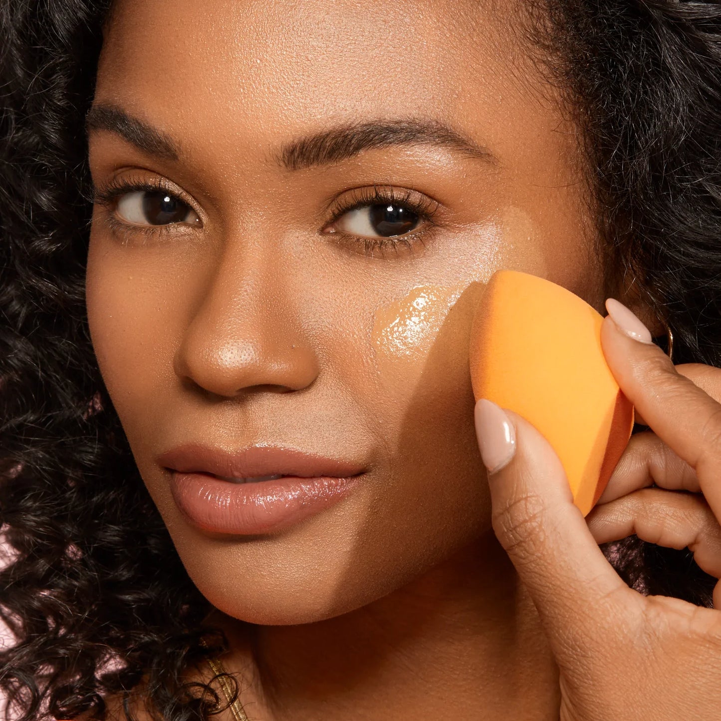 REAL TECHNIQUES Miracle Complexion Sponge