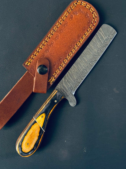 Bull Cutter Knife | Handmade Damascus Steel Blade with Pakkawood Handl