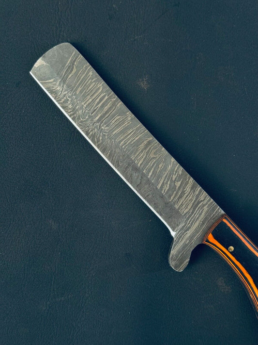 Bull Cutter Knife | Handmade Damascus Steel Blade with Pakkawood Handl