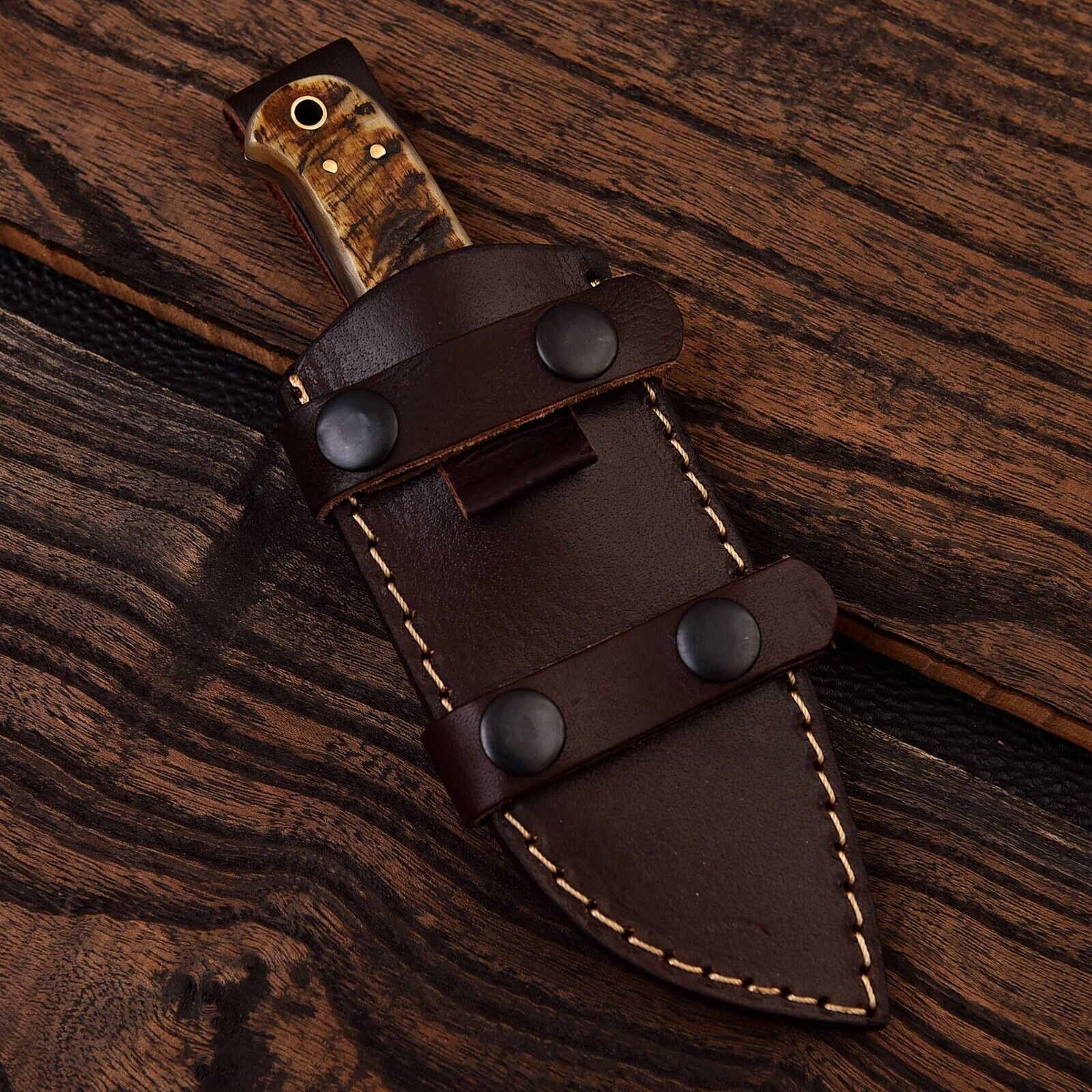 Custom Handmade Damascus Steel Skinning Knife – 4.5" Blade with Sheep Horn Handle