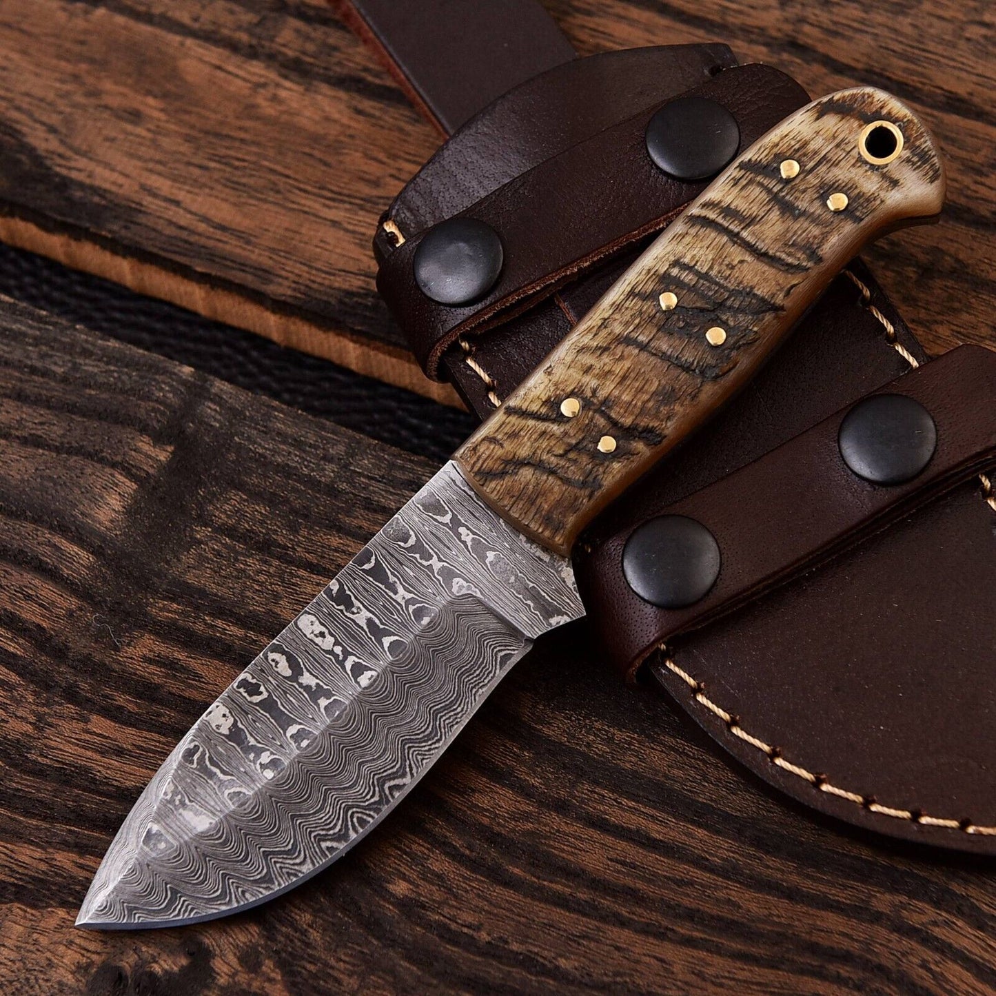 Custom Handmade Damascus Steel Skinning Knife – 4.5" Blade with Sheep Horn Handle
