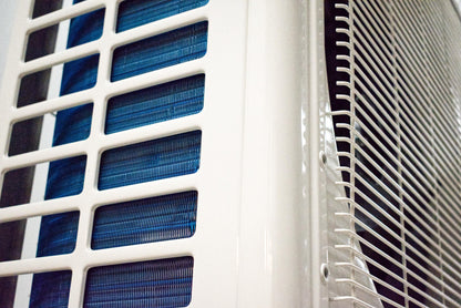 48V DC Hydronic Water Chiller & Heater w/ 5.2 GPM DC Pump