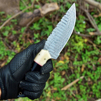 Custom Handmade Skinning Knife - Damascus Steel Blade, Buffalo Horn & Camel Bone Handle