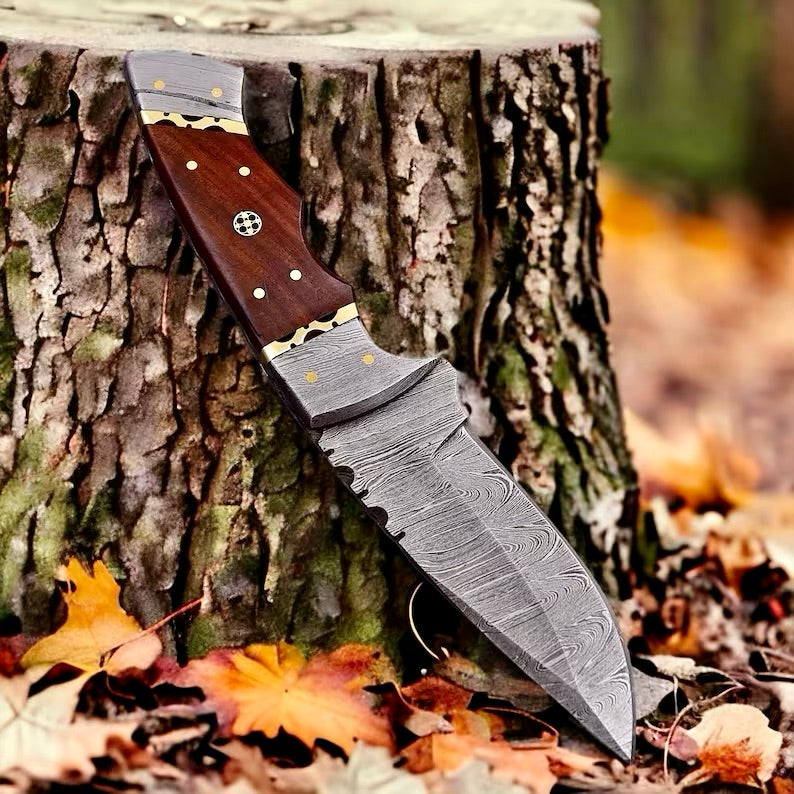 Small Bushcraft Knife – 9" Damascus Steel Blade with Rosewood Handle & Leather Sheath
