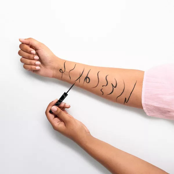 ESSENCE Super Precise Eyeliner