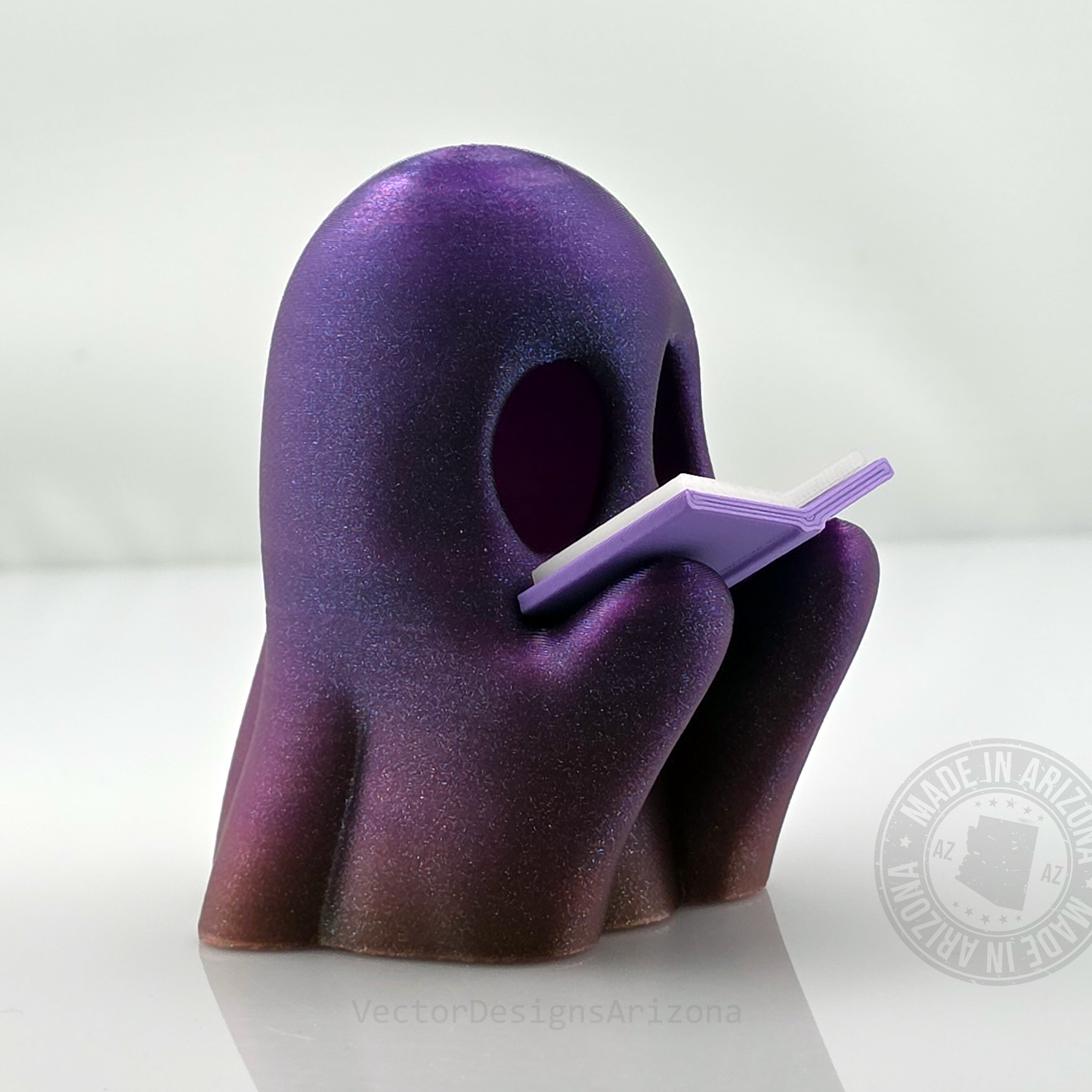 Reading Ghost T‑Light