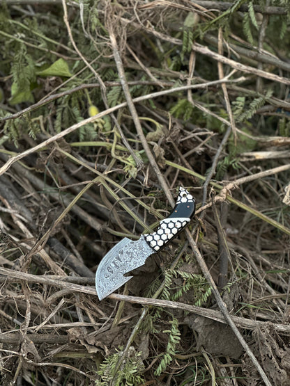 Exquisite Custom Handmade Damascus Steel Guthook Skinning Knife with Unique Resin Handle - 7.5” Blade with Leather Sheath