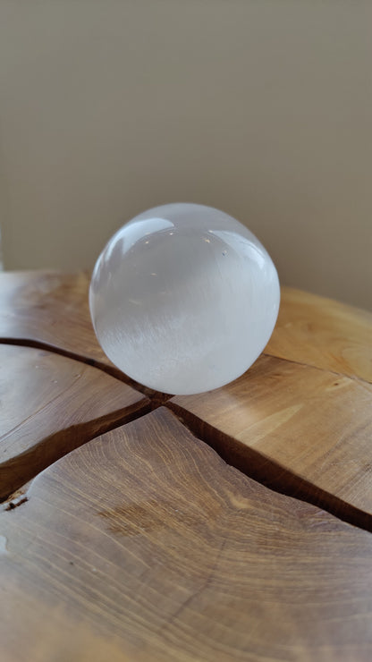 Selenite Sphere 8cm