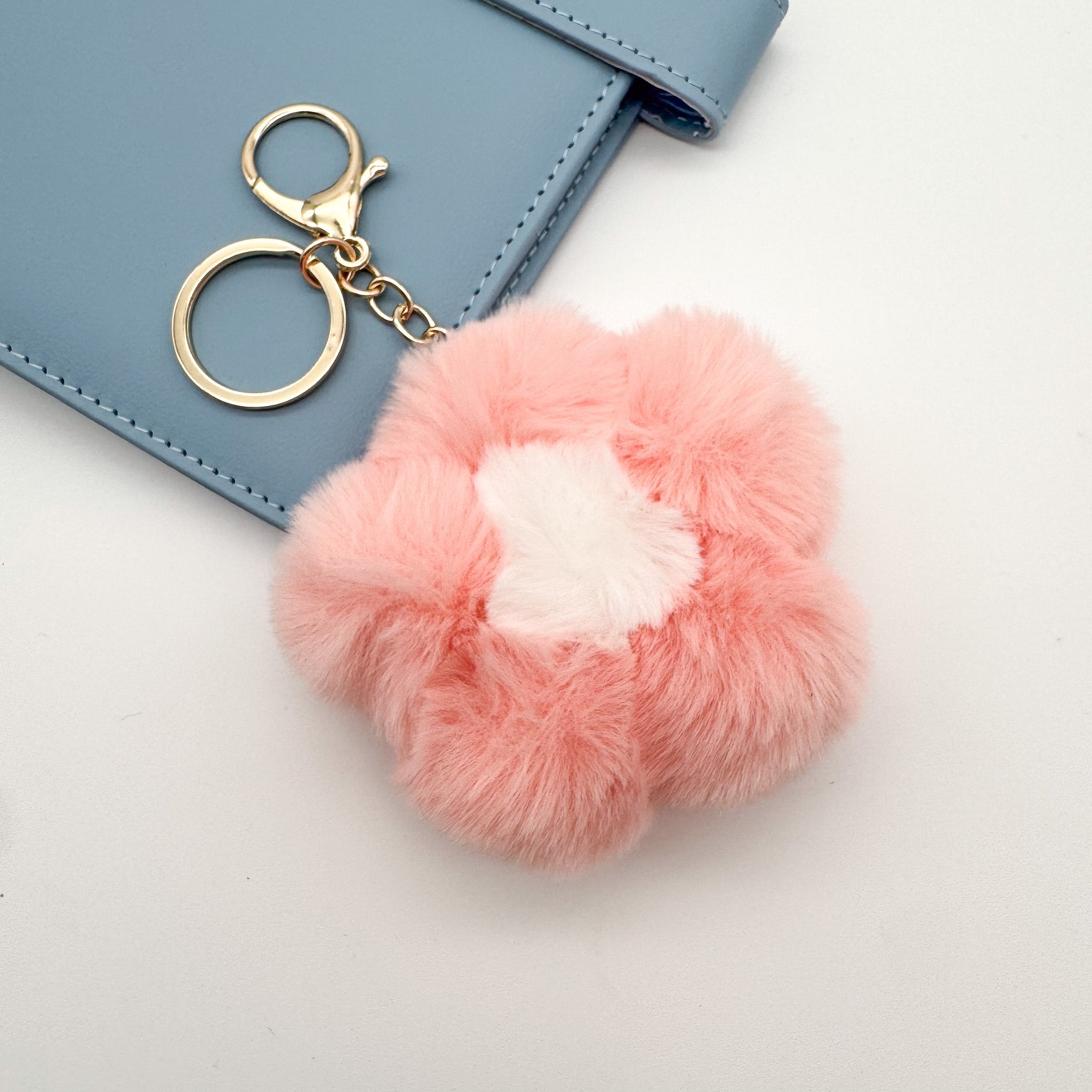 Flower Pom Pom Keychain