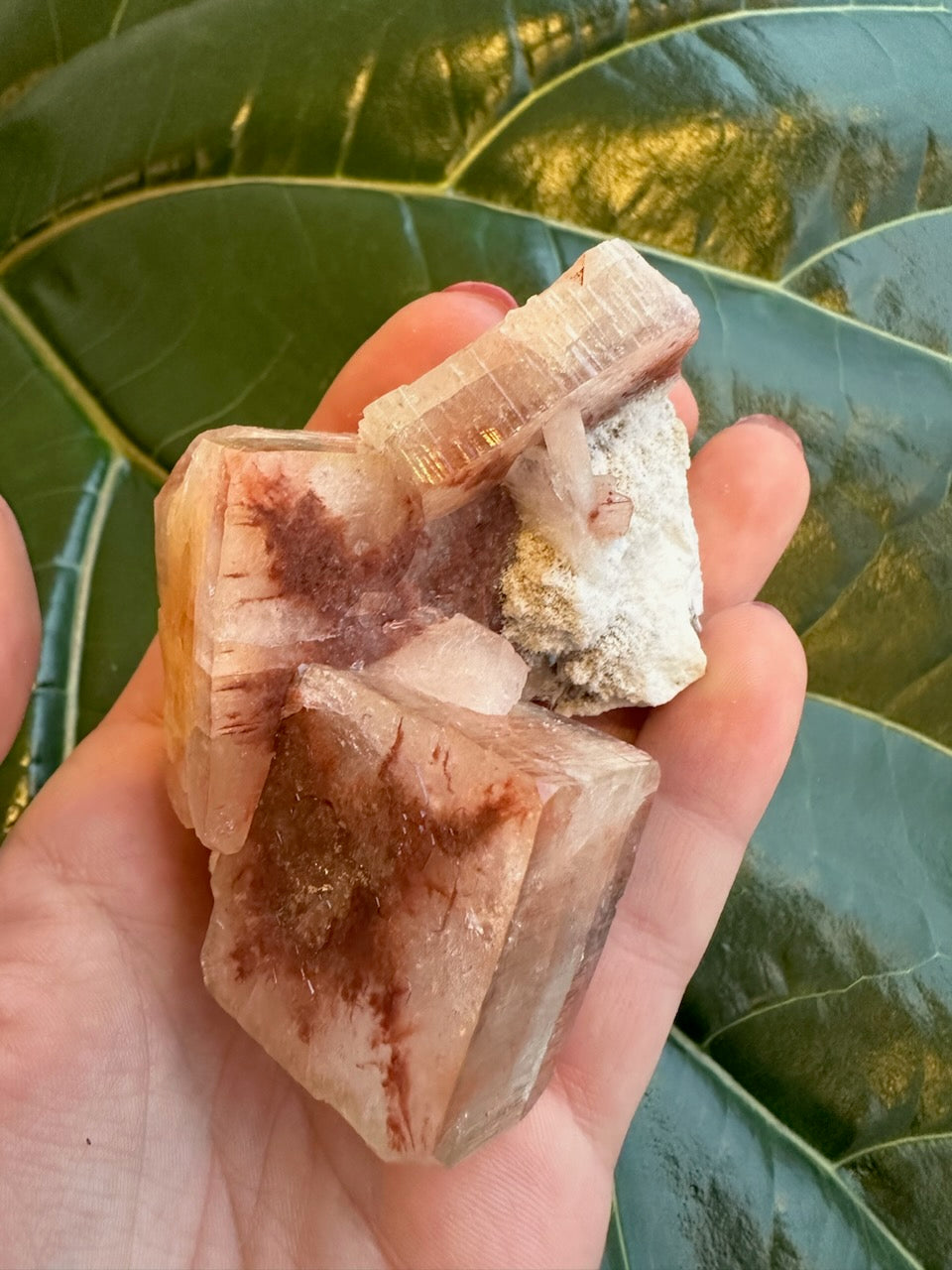 Red Apophyllite Cube (Sm)