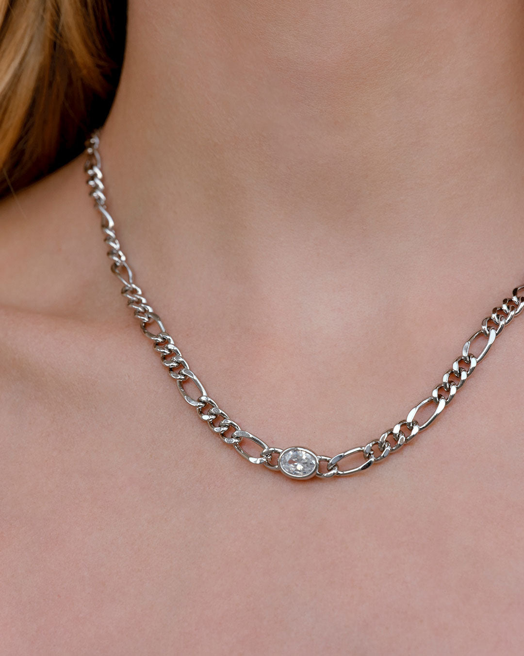 The Oval Bezel Chain Necklace