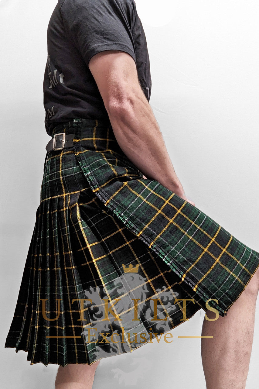 Traditional Kilt – Standard Wool, Irish Black