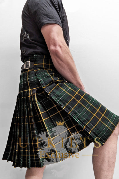 Traditional Kilt – Standard Wool, Irish Black