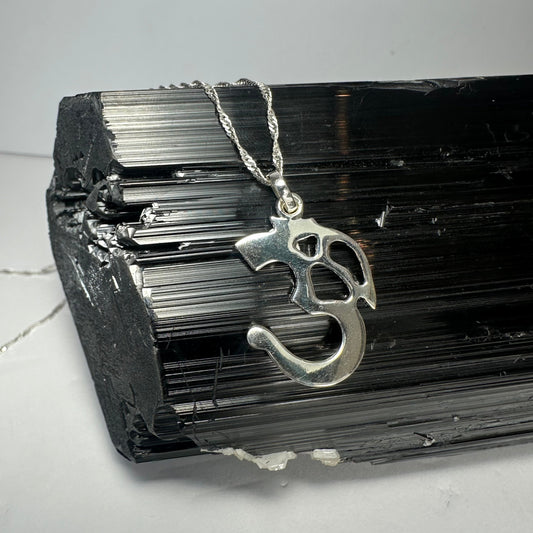Sterling Silver 'Ohm' Pendant