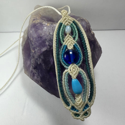 Hand-woven Macrame Necklace Glass Beads