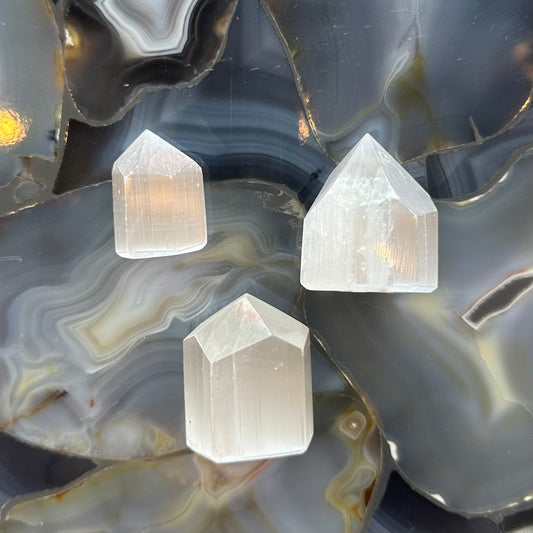 Selenite Obelisk Tower (SM)