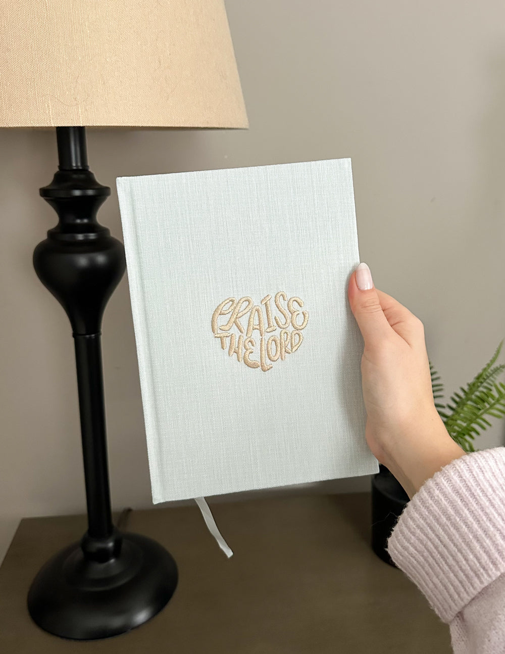 Praise the Lord Embroidered Planner
