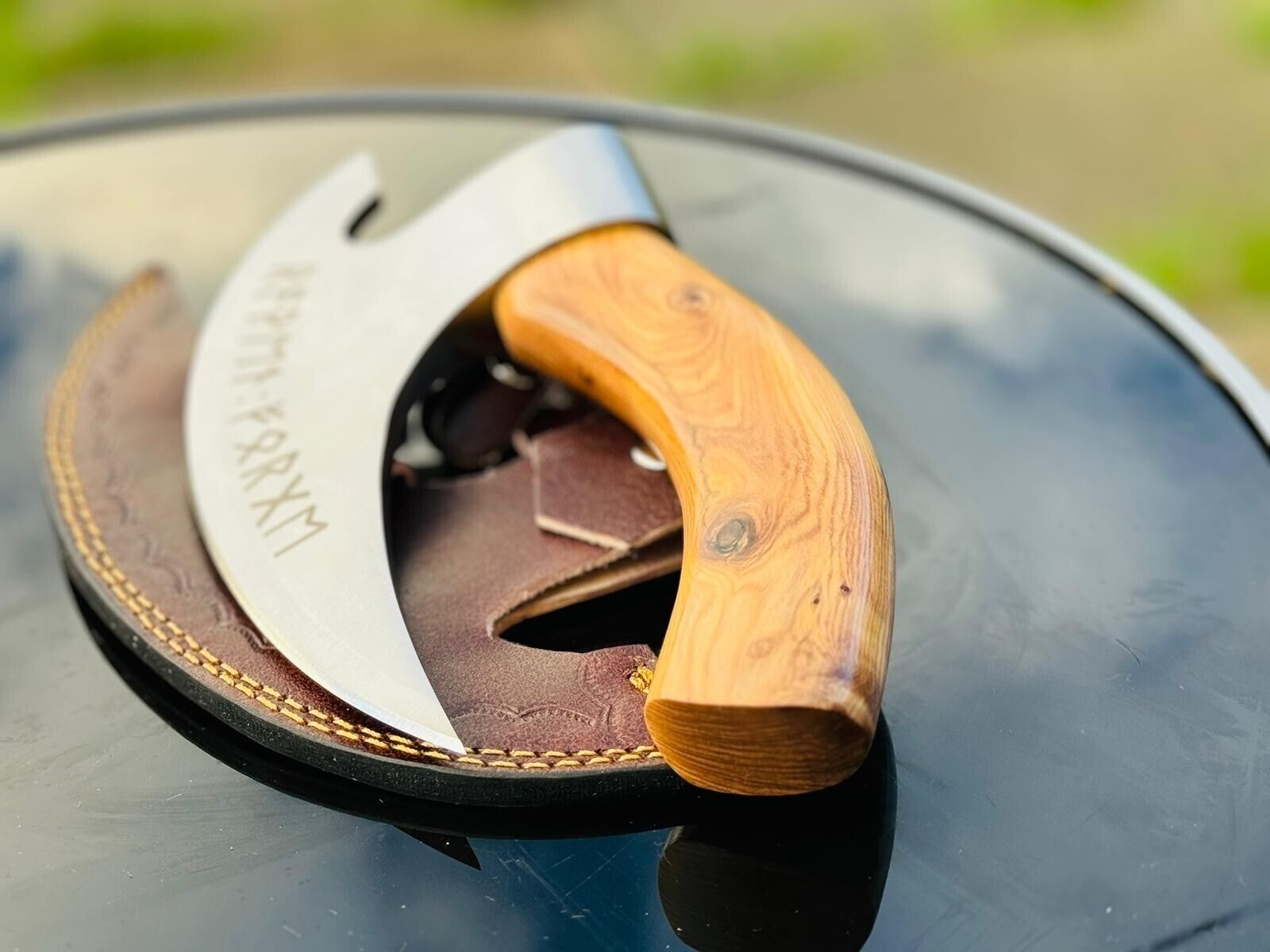 Vikings Pizza Cutter – Custom Handmade 8-Inch J2 Steel Blade with Wooden Handle