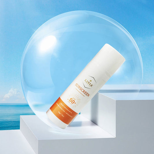 Radiant Protection Sunscreen SPF50 – Powered by Nature & Innovation 🌞✨