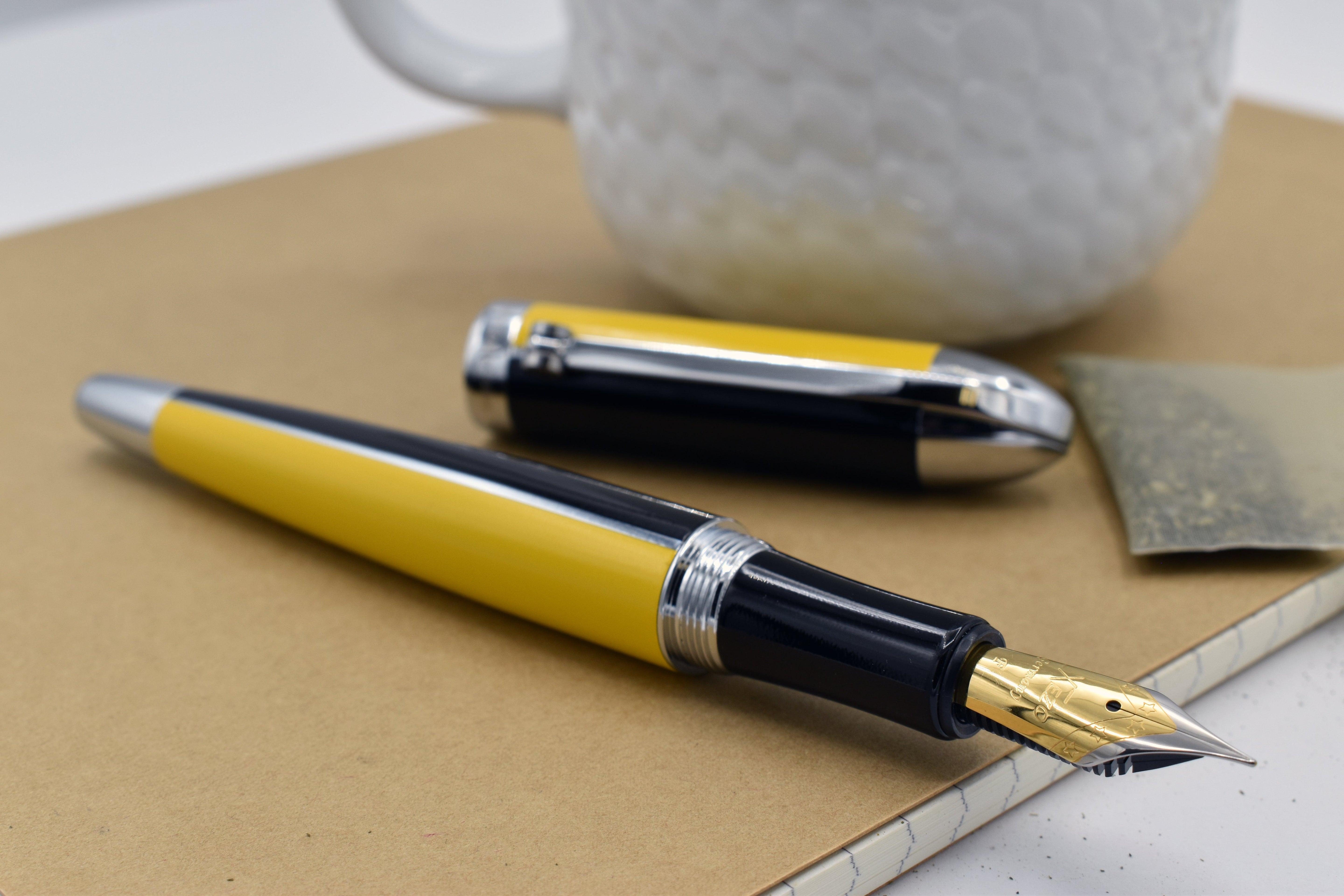 Xezo Visionary® Brass & Aluminum Enameled Fountain Pen (Fine Nib) - Speed Yellow / Black