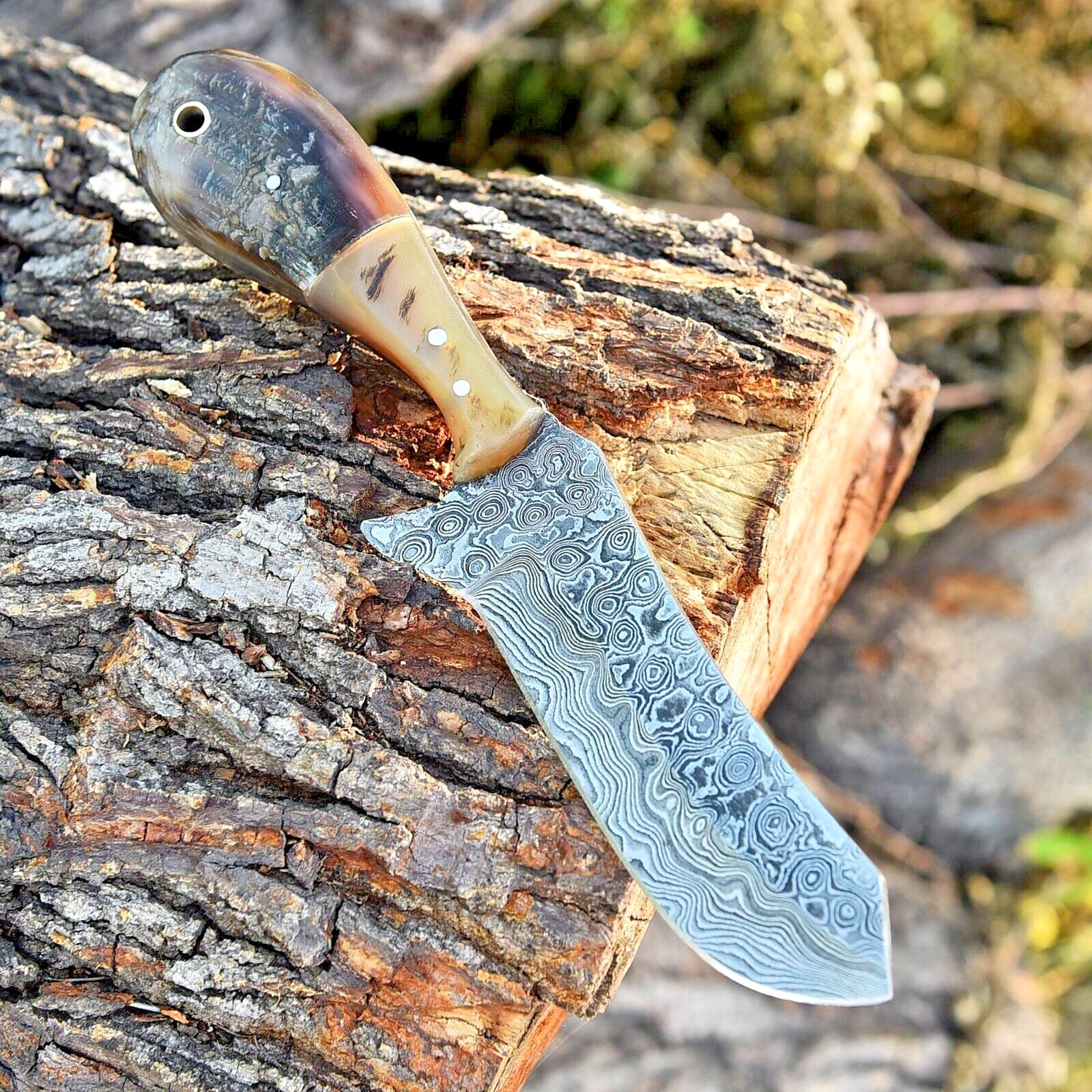 Whiskey Knives Out – 4-Inch Damascus Steel Blade with Sheep Horn Handle