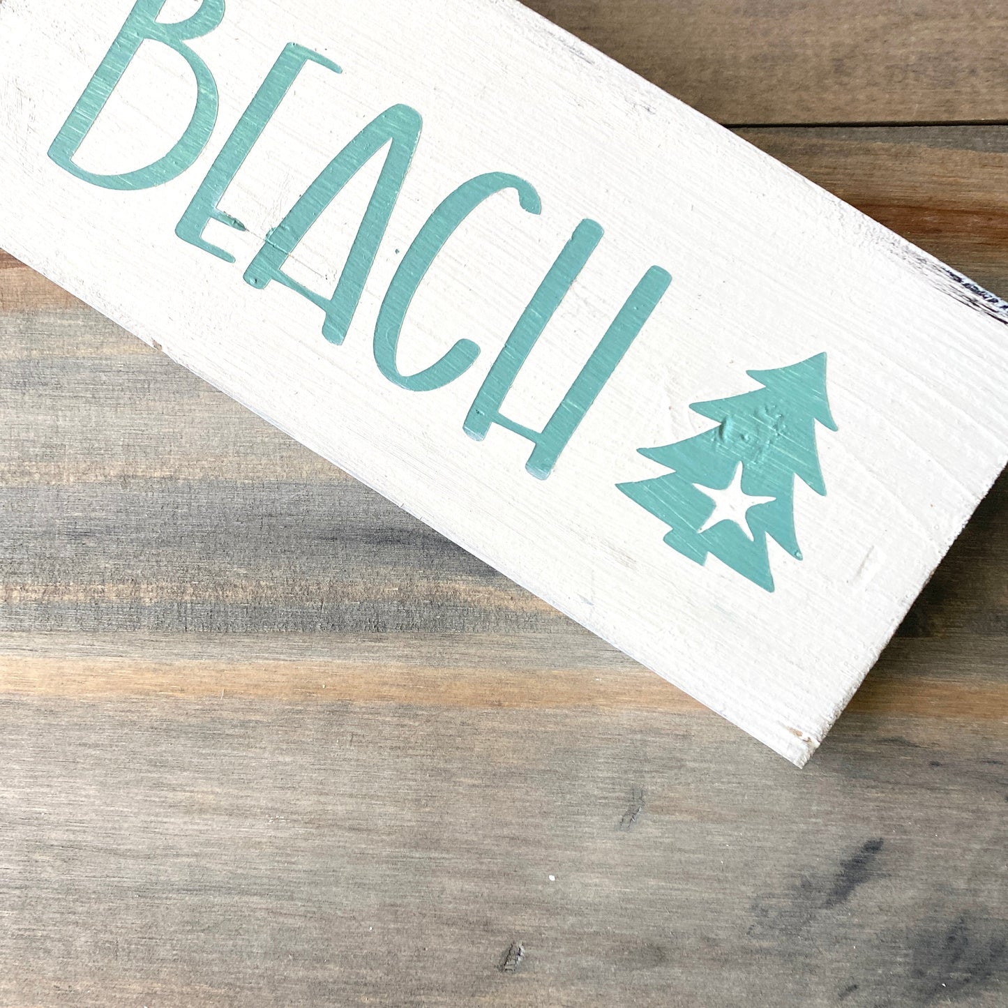 Beach Christmas Tree Sign