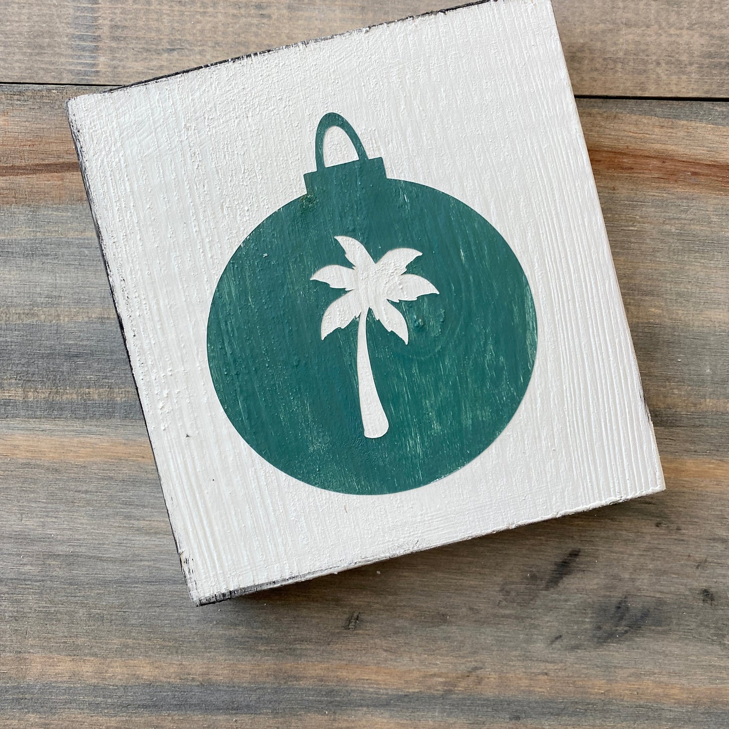 Palm Tree Ornament Sign