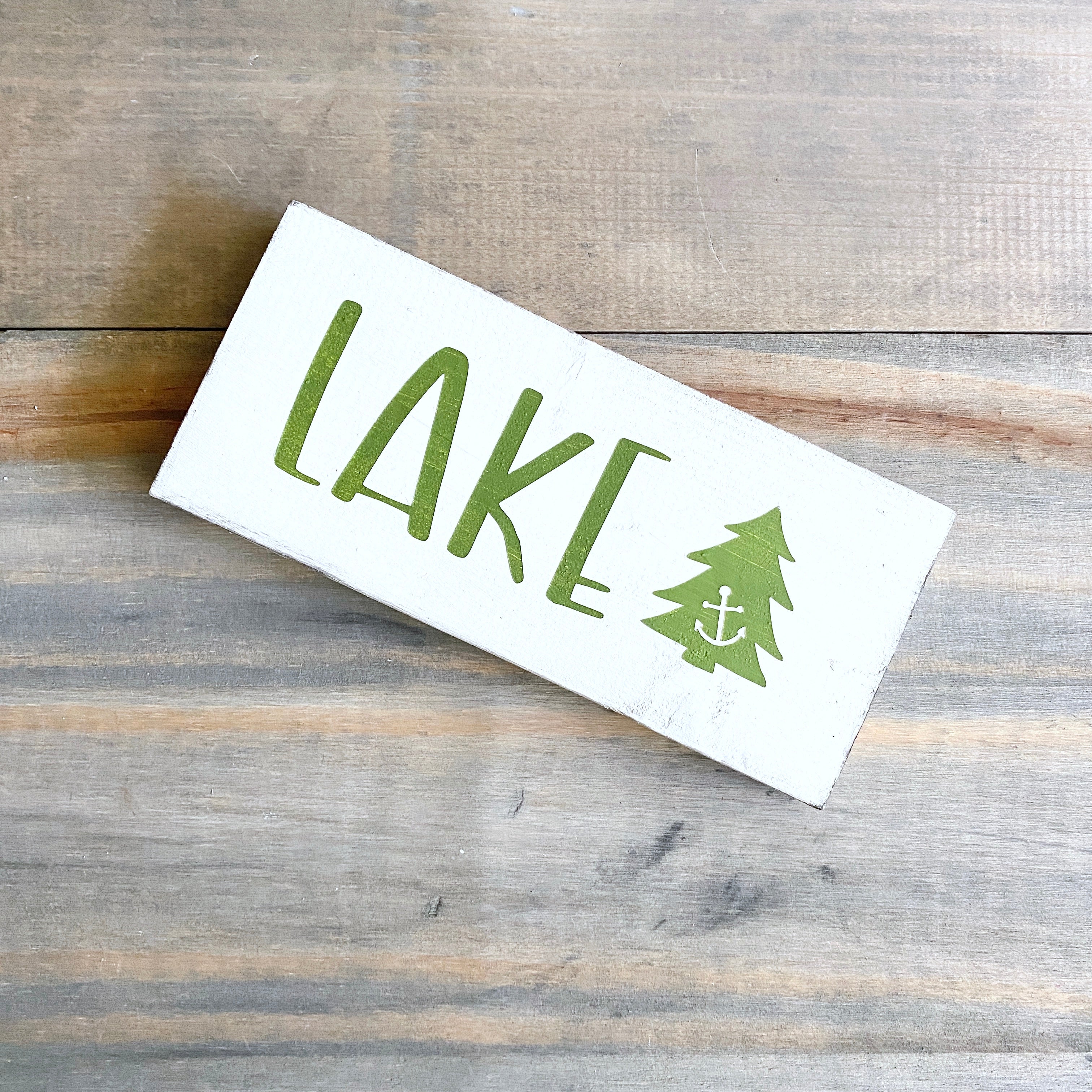 Lake Christmas Sign