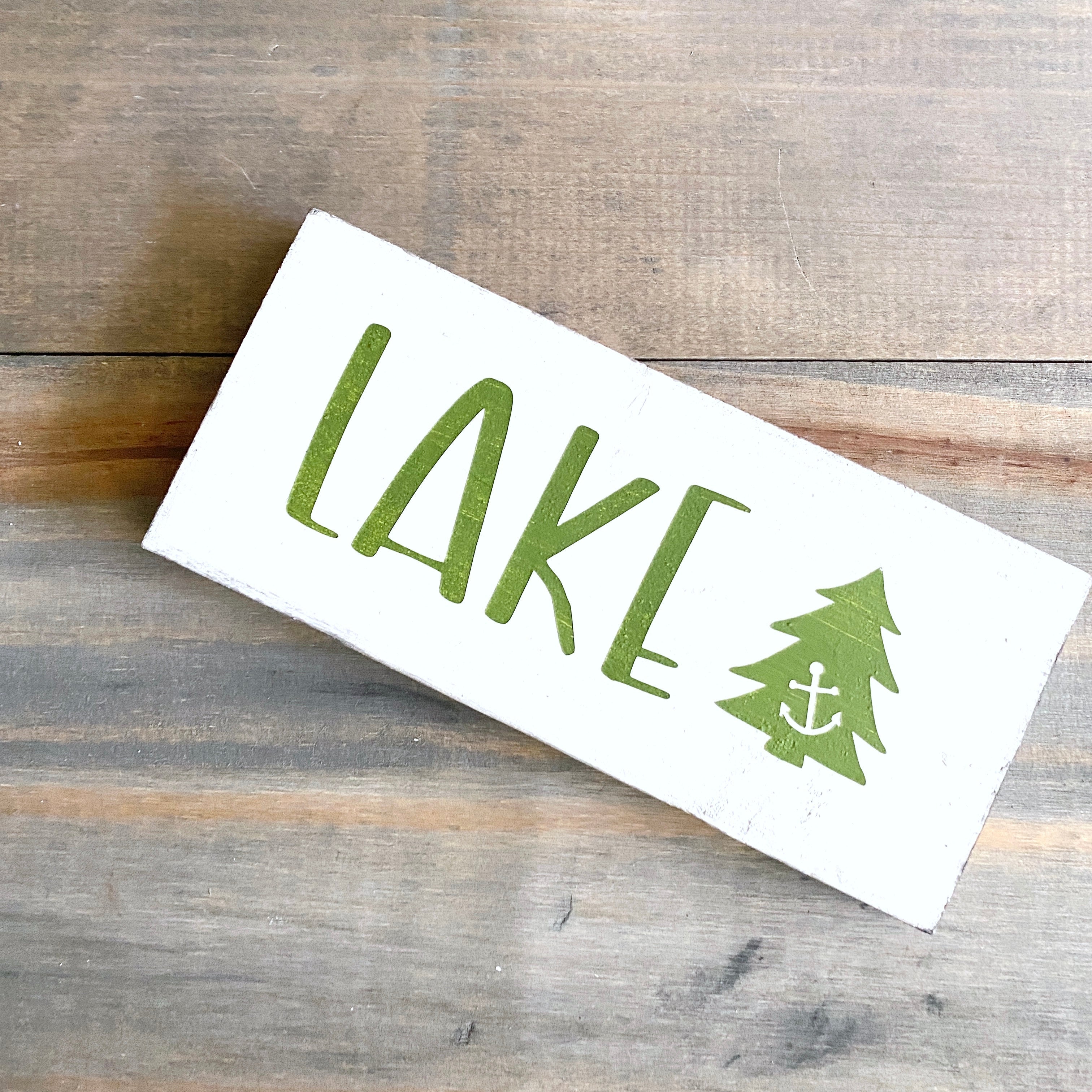 Lake Christmas Sign