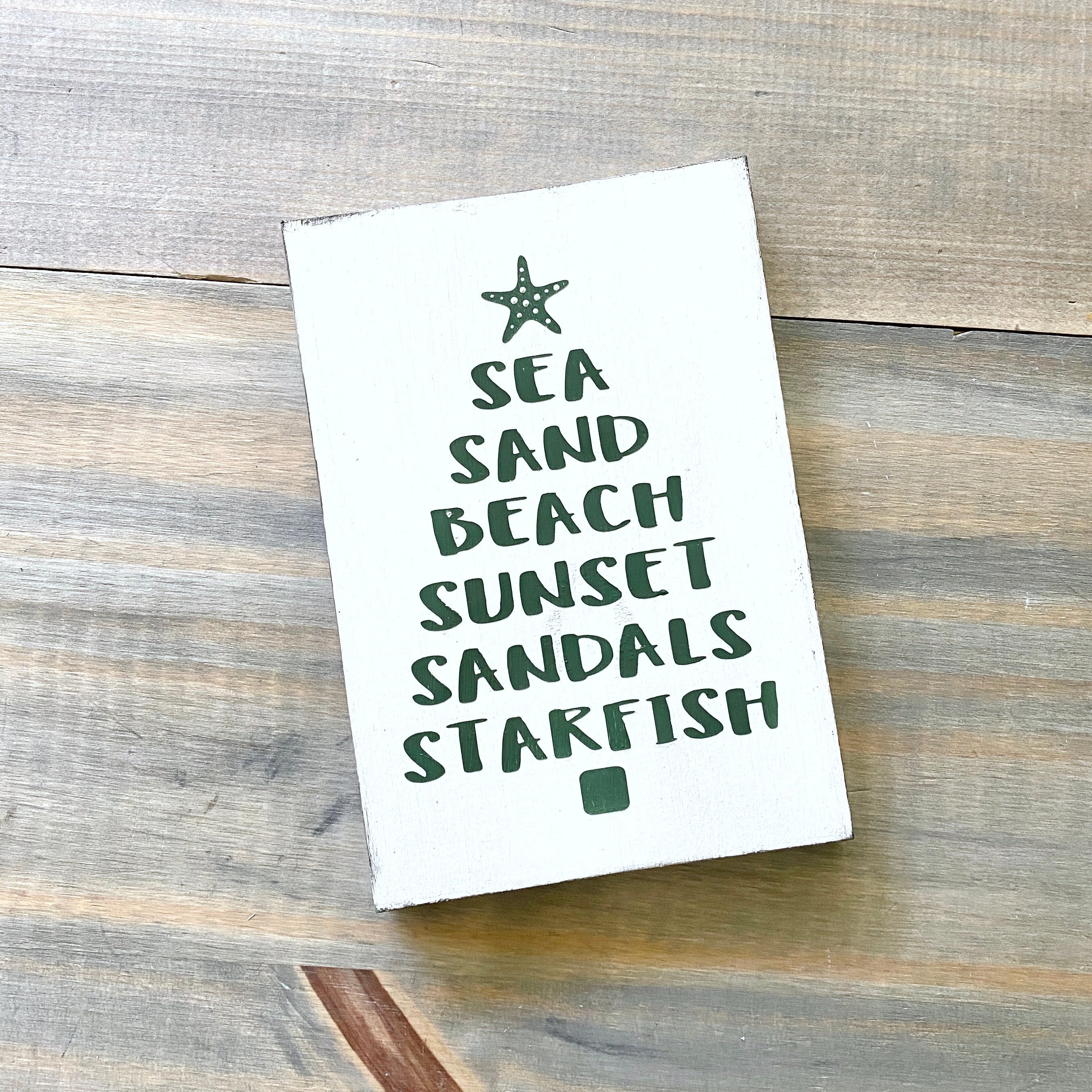 Beachy Words Christmas Sign