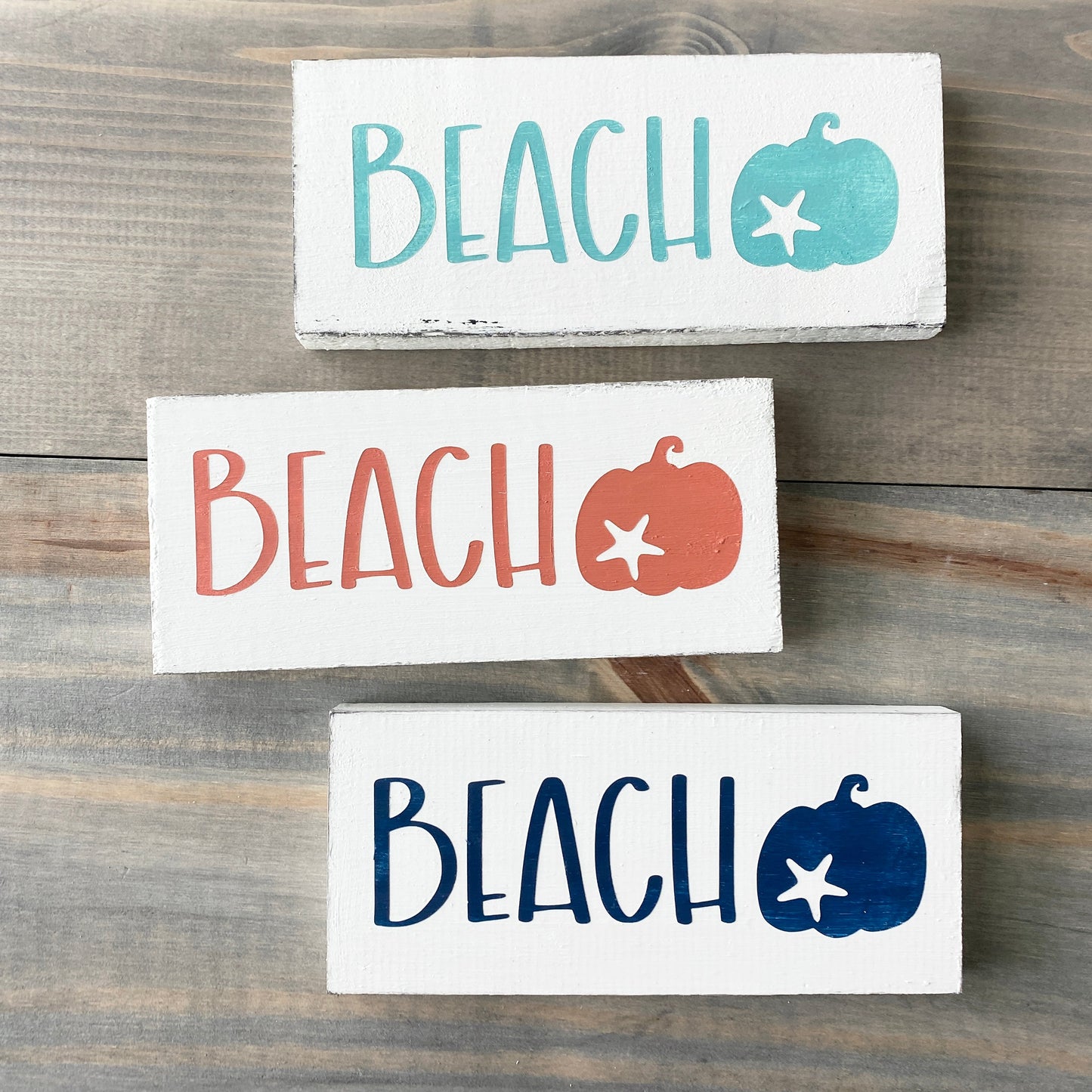 Beach Pumpkin Sign, 8 x 3in