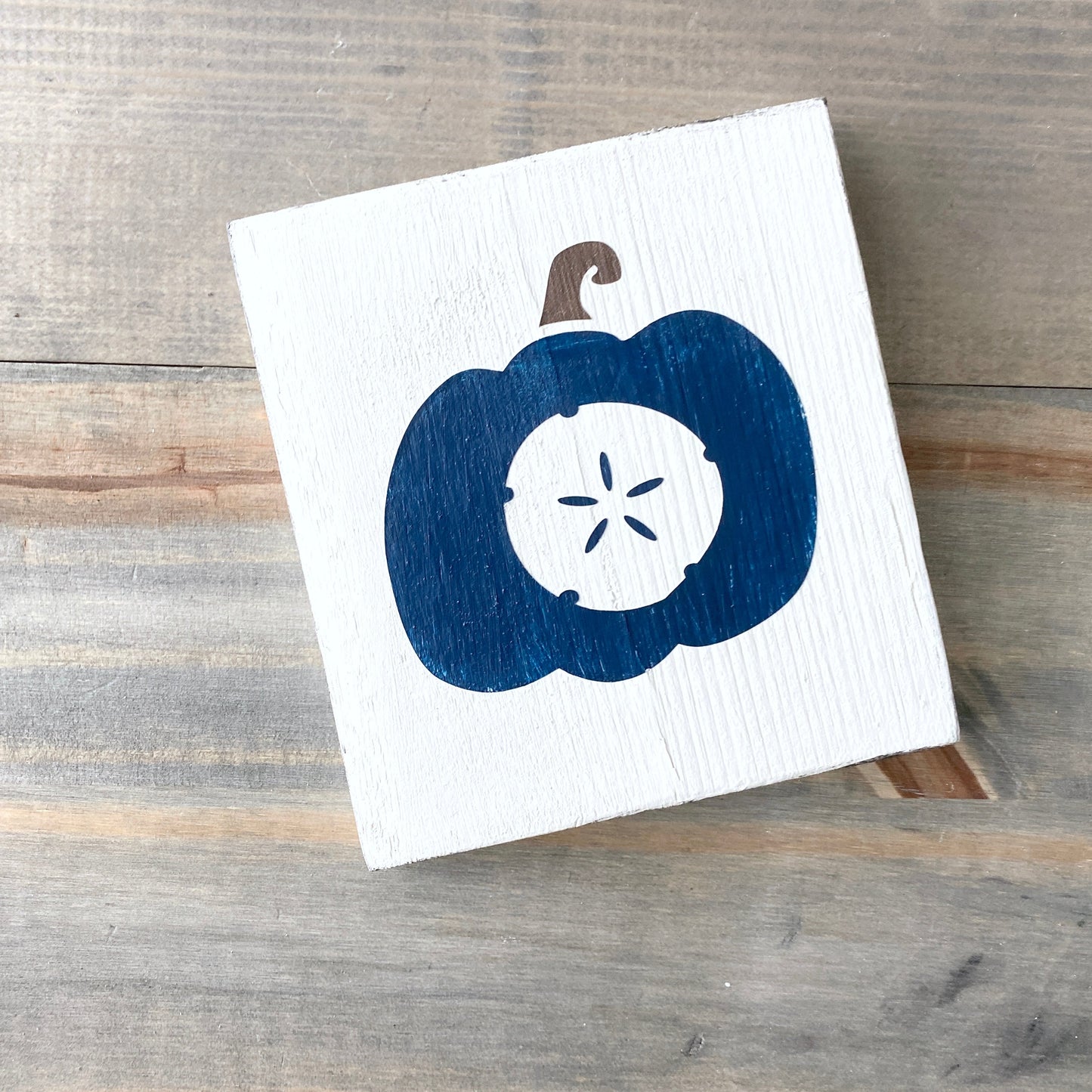 Sand Dollar Pumpkin Sign, 6 x 5.5in